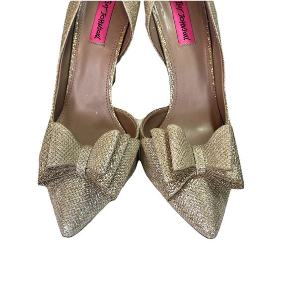 Betsey Johnson Prince Gold Champagne Bow Pumps Stiletto Heels Size 10 - Picture 2 of 11